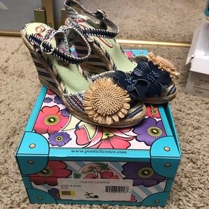 Poetic Licence wedge